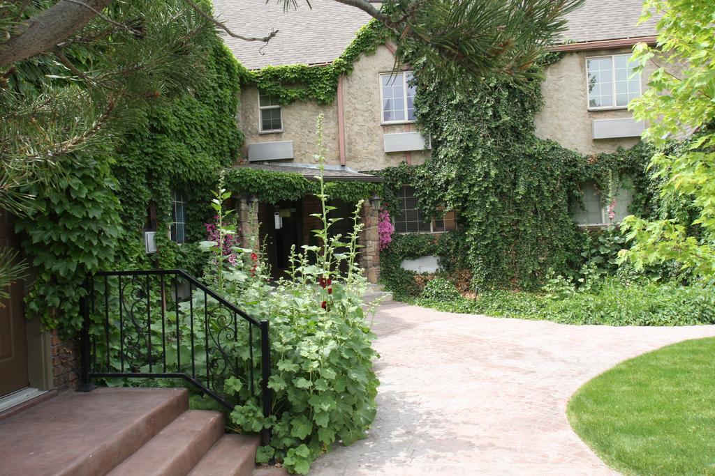 Black Swan Inn Luxurious Theme Rooms Pocatello Εξωτερικό φωτογραφία