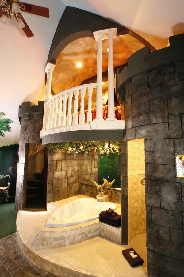 Black Swan Inn Luxurious Theme Rooms Pocatello Εξωτερικό φωτογραφία
