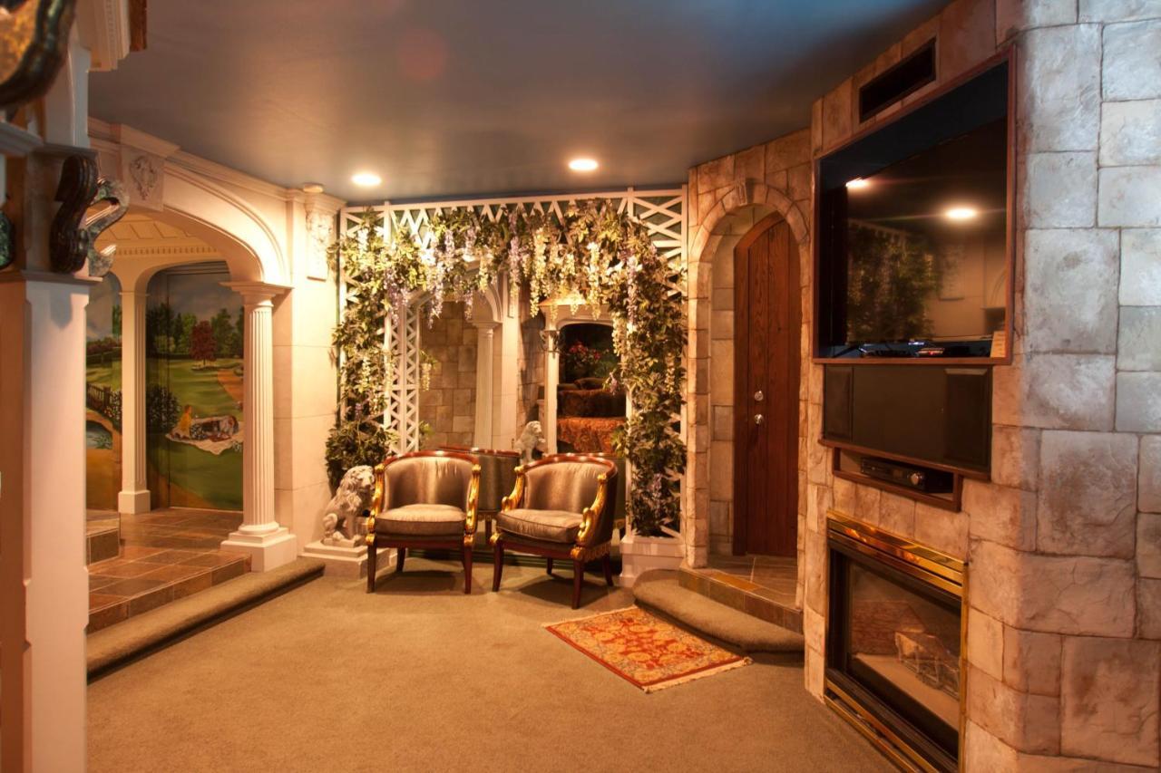 Black Swan Inn Luxurious Theme Rooms Pocatello Εξωτερικό φωτογραφία